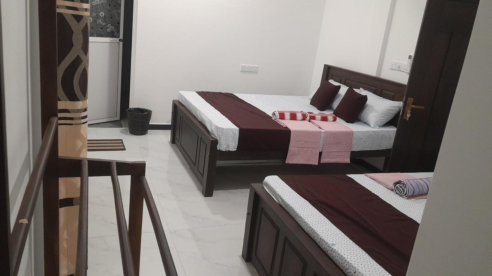 Theepan'S Home Nilaveli Kültér fotó
