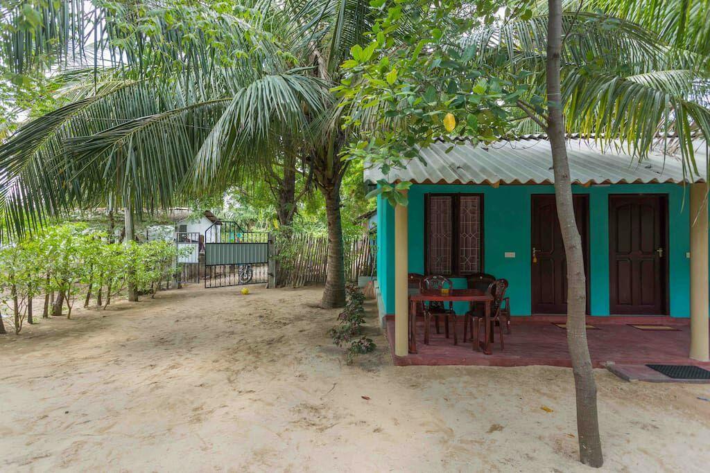 Theepan'S Home Nilaveli Kültér fotó