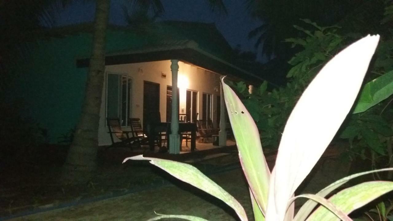 Theepan'S Home Nilaveli Kültér fotó